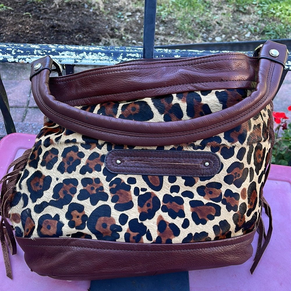 B. Makowsky Lether Leopard Purse - Picture 3 of 7